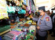 Pastikan Ketersediaan Minyak Curah dan Sembako Jelang Ramadhan, Kapolri Tinjau Pasar
