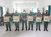 Dandim 0317 TBK Bagikan Bingkisan Lebaran untuk Seluruh Prajurit