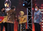 Rahma Terima Penghargaan Realisasi Pendapatan Daerah Tertinggi Kelima