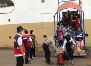 KM Kelud Angkut Ribuan Orang Tinggalkan Batam