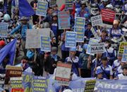 Aliansi Aksi Sejuta Buruh Tuntut Pemerintah Cabut UU Omnibus Law, Ketua KSPSI Kepri, Kami Akan Konsolidasi