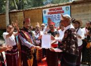 Belasan Kepala Adat Indonesia Timur Jadikan HM Rudi Bagian Keluarga Besar Flores Kepri