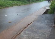 Curah Hujan Tinggi Akses Jalan Warga Kampung Suka Maju Batu IX Rusak