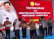Gubernur Kepri Terima Penghargaan Bidang Pertanian Tahun 2022