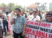 Sadis! Oknum Pejabat Karawang Suruh Wartawan Minum Air Kencing