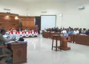 RDP Penyegelan Ratusan Konstruksi Papan Reklame dan Pemicu Kemarahan Pengusaha