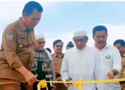 Ansar Ahmad Resmikan Dermaga Apung Senilai 2,25 Miliar di Sedanau