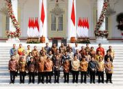 Menurut Analis Saat ini Jokowi Dilema Me-reshuffle Kabinetnya