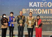 Kejaksaan Agung Terima Penghargaan sebagai Lembaga Konsisten Memberikan Kontribusi Pelaksanaan RAN PE