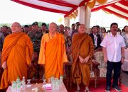 Mantan Kajati Kepri Gerry Yasid Hadiri Peresmian Pagoda Sata-Saharsa Buddha Tanjungpinang