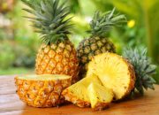 Tiga Manfaat Makan Nanas Sebelum Tidur bagi Usia 40 Tahun Keatas, Kamu Lansia Mau Sehat? Baca Ini