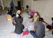 KPU Tanjungpinang Mulai Sortir Lipat Surat Suara Persiapan PSU 8 TPS