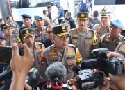 Sambut Idul Fitri 1445 H, Kapolda Kepri Bagikan Ratusan Tiket Mudik Gratis