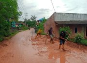 Hujan Deras Guyur Tanjungpinang, Tanggul Bauksit Jebol Rendam Rumah Warga Senggarang