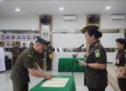 Kejari Tanjungpinang Pimpin Sertijab Kasi Pidum, Lanna Hany Waninke: Terima Kasih Dedikasi dan Kerjasamanya 