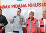 Pidsus Kejati Kepri Serahkan Tersangka dan Barang Bukti Tipikor Proyek Pengendali Banjir 