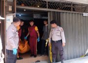 Warga Jalan Tambak Temukan Sesosok Mayat Pria Membusuk Dalam Ruko