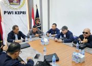 Sekjen PWI dan Jajaran Pengurus Sambut Kunjungan Pengurus SPS Riau di Kantor PWI Kepri