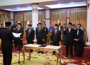 Gubernur Ansar Lantik Lima Anggota Komisi Informasi Provinsi Kepri Periode 2025-2028