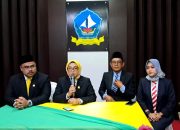 Seragam Pelantikan DPRD Bintan Seharga Rp2 Juta dan Pake Pin Emas Imitasi