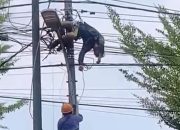 Teknisi Internet Tersengat Listrik Ketika Perbaikan Jaringan Depan SMPN 7 Tanjungpinang
