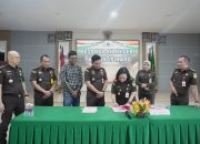 Kejari Tanjungpinang Terima Pengembalian Uang Korupsi Terdakwa Ari Rosandhi