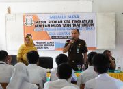 Jaksa Masuk Sekolah, Kejati Kepri Ajak Peserta Didik SMAN 1 dan SMKN 1 Bintim Hindari Narkoba