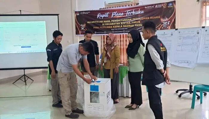 Rekapitulasi Penghitungan Suara Pilkada 7 Kecamatan Wilayah Bintan Dimulai
