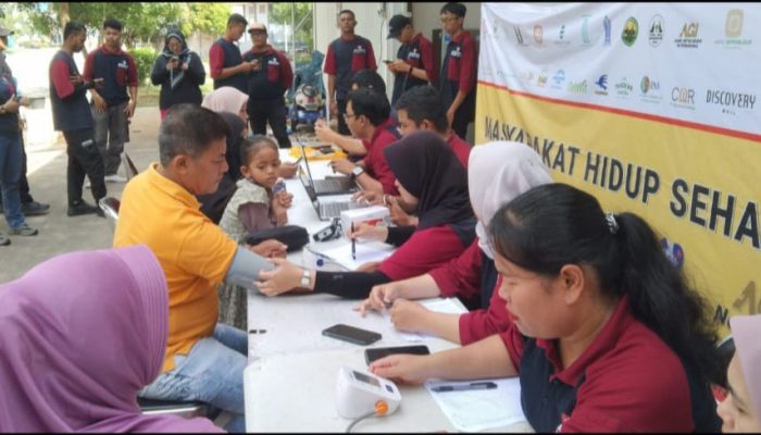 PT MEG Gelar Pasar Murah Diskon 70% untuk Warga Terdampak Relokasi Rempang Eco City