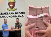 Kejari Tanjungpinang Terima Pengembalian UP Korupsi Pembangunan Studio LPP TVRI Kepri