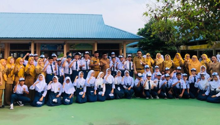 Wali Kota Tanjungpinang Tinjau MPLS dan Temukan Kerusakan Fasilitas Pendidikan